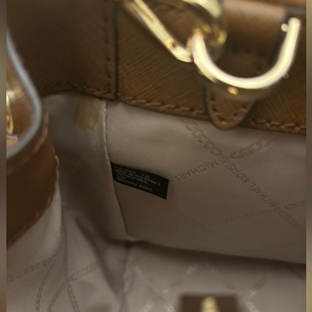 Michael Kors Park Medium Saffiano Leather Satchel - Picture 5 of 6